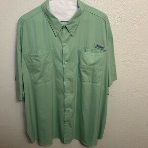Columbia Men's Mint Green Button Down Shirt